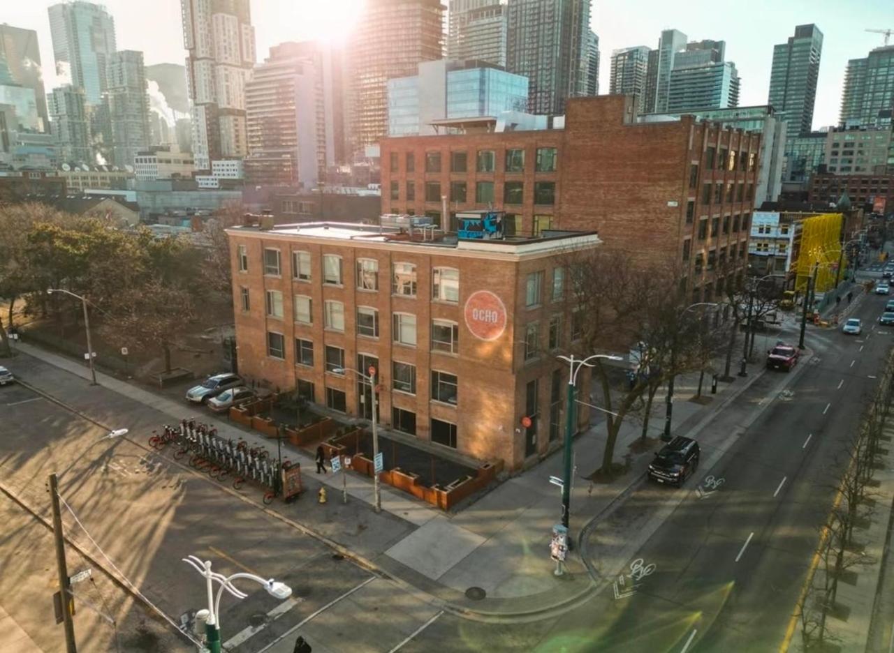 Hotel Ocho Toronto Esterno foto