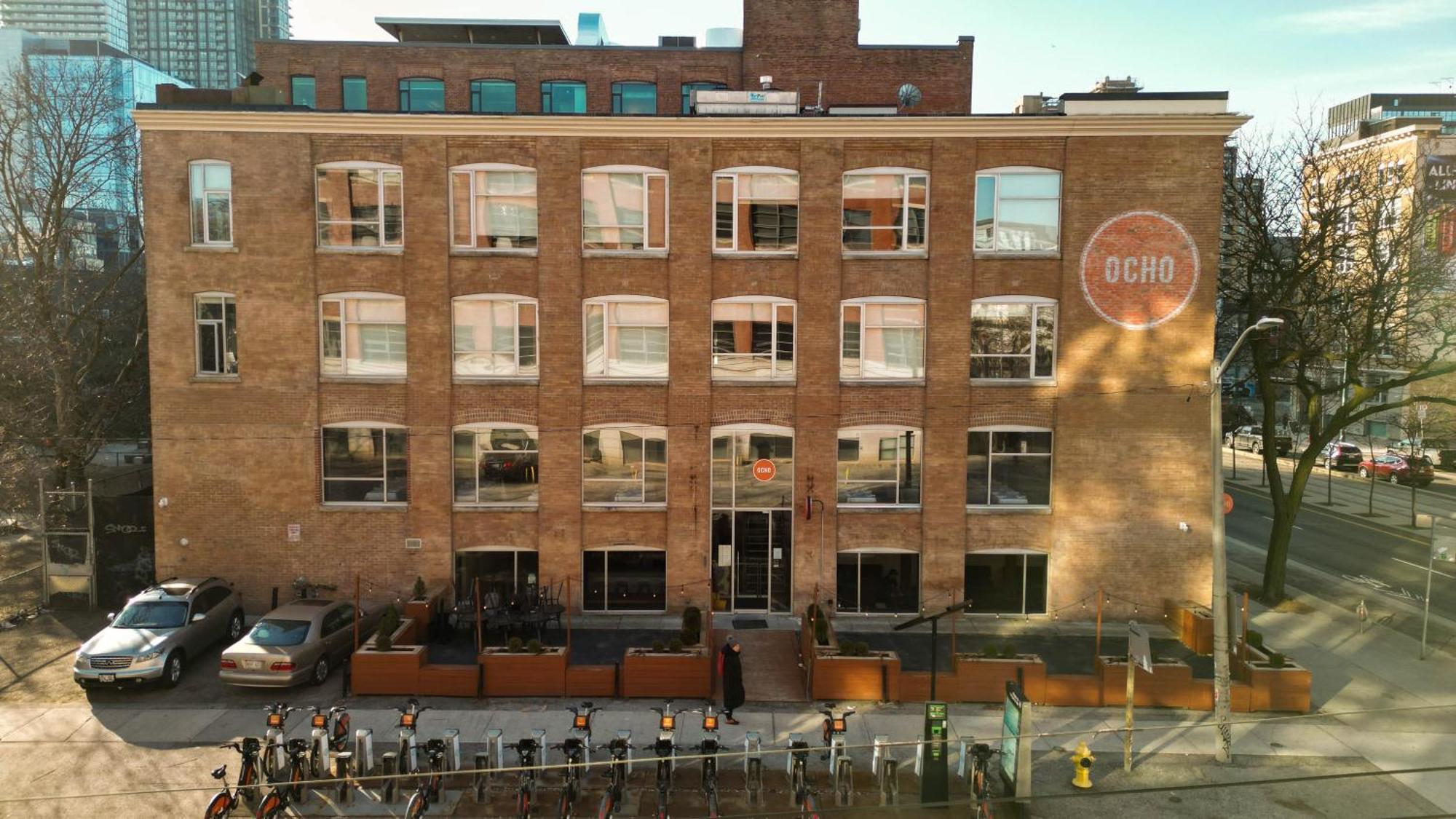 Hotel Ocho Toronto Esterno foto