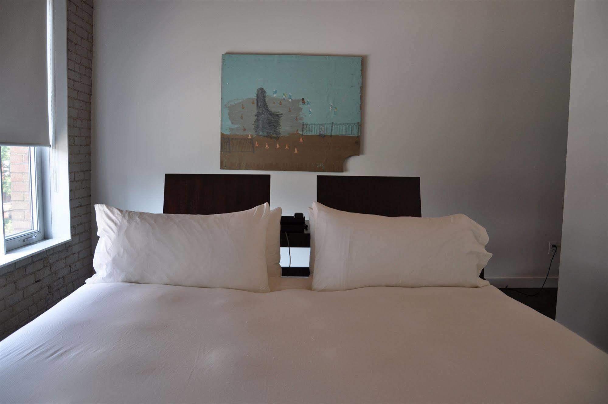 Hotel Ocho Toronto Esterno foto